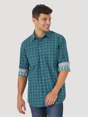 Men's Wrangler Retro® Long Sleeve Button-Down Plaid Shirt | Men's