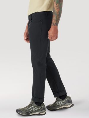 Wrangler ATG™ Men's FWDS Pant in Jet Black alternative view 7