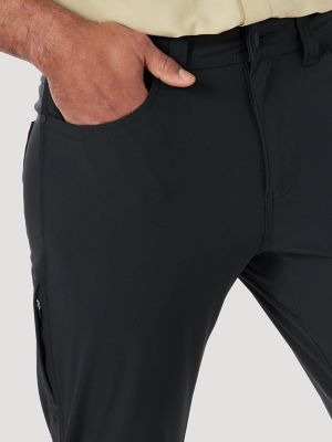 Wrangler ATG™ Men's FWDS Pant in Jet Black alternative view 9