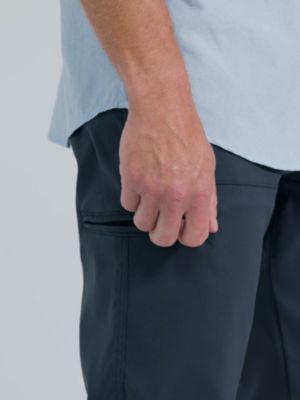 Wrangler ATG&trade; Men's Cliff Side Utility Pant in Bungee Cord alternative view
