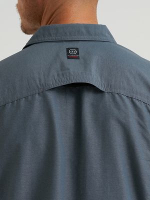 Wrangler ATG&trade; Men's Mixed Material Shirt in Turbulence alternative view 5