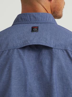 Wrangler ATG™ Men's Mix Material Shirt in Vintage Indigo alternative view 6