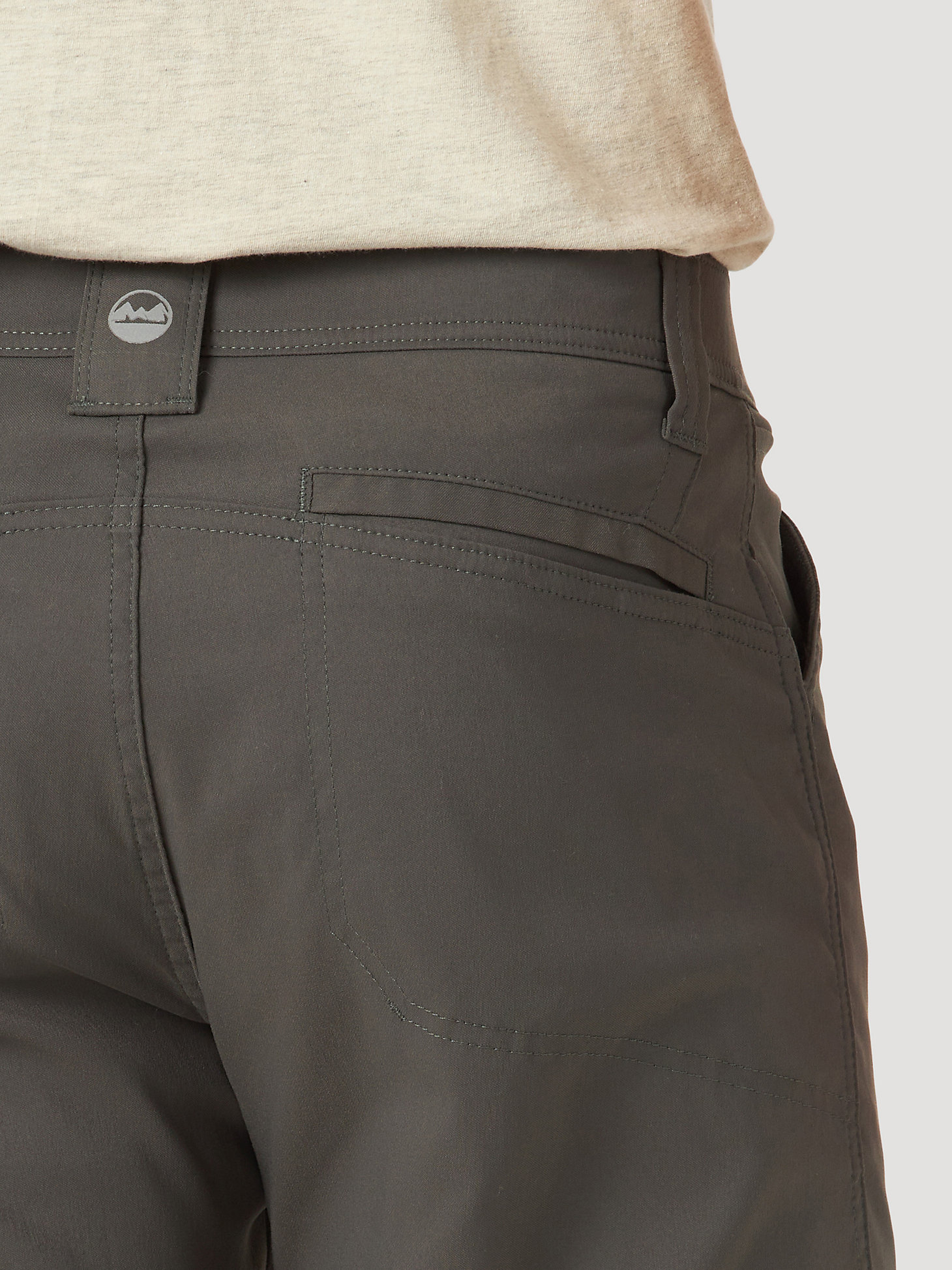 Men's Wrangler® Flex Waist Outdoor Cargo Pant in Asphalt alternative view 4