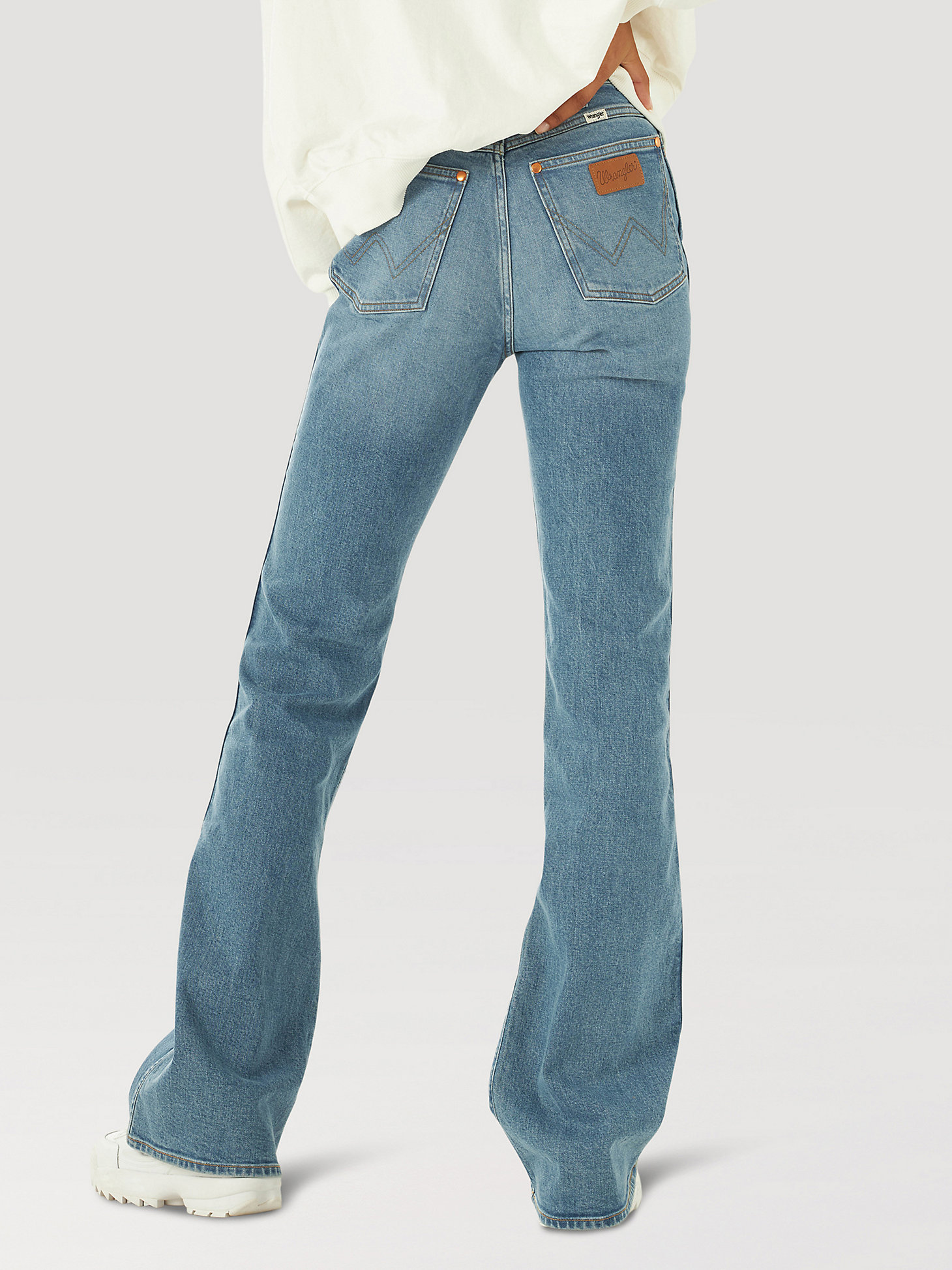 Women's Wrangler® Westward 626 High Rise Bootcut Jean in Dusty Mid alternative view 1