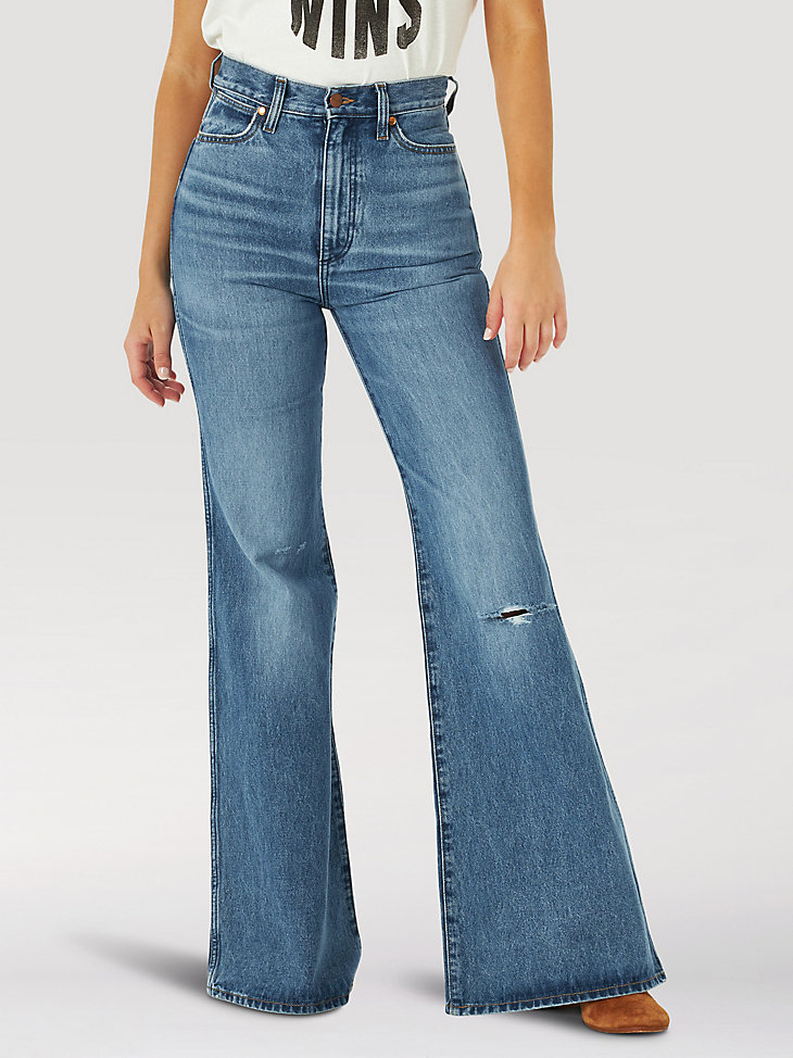 Women's Wrangler® Wanderer 622 High Rise Flare Jean in Retro Mid Damaged main view