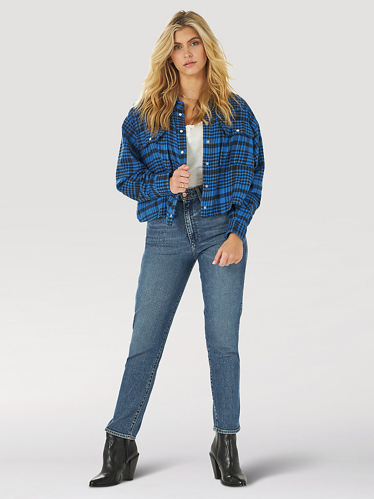 Women's Wrangler® Cropped Plaid Shirt in Wrangler Blue alternative view 5