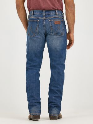Men's Wrangler Retro® Slim Fit Straight Leg Jean in Cottonwood