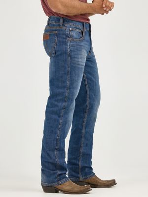 Men's Wrangler Retro® Slim Fit Straight Leg Jean in Cottonwood