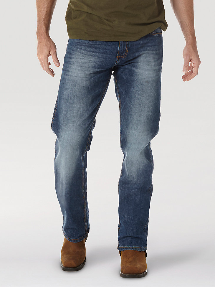Men's Wrangler Retro® Slim Fit Straight Leg Jean in Cottonwood alternative view 5