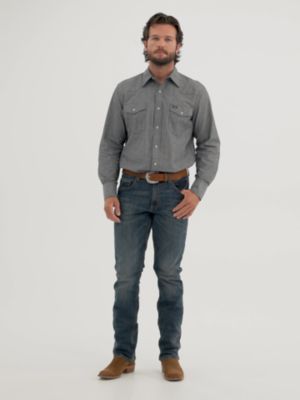 Men's Wrangler Retro&reg; Slim Fit Straight Leg Jean in Cottonwood alternative view