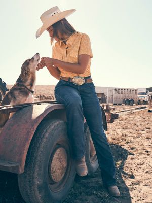 Women | Collections | Ultimate Riding Jean | Wrangler®