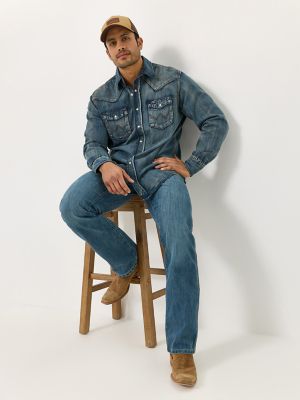 Men's Wrangler Retro® Relaxed Fit Bootcut Jean in Rocky Top alternative view 4