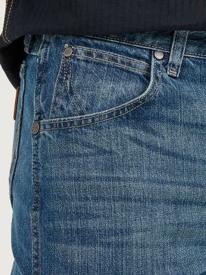 Men's Wrangler Retro® Relaxed Fit Bootcut Jean in TB Wash