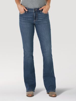 Aura from the Women at Wrangler® Instantly Slimming™ Jean